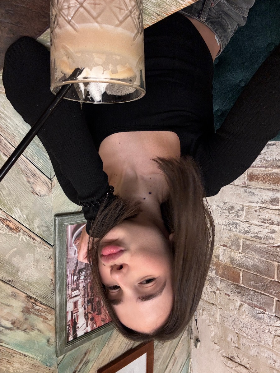 Fresh photos, fresh mood — Tina online in Turin